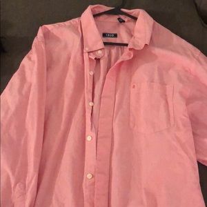 IZOD men’s shirt